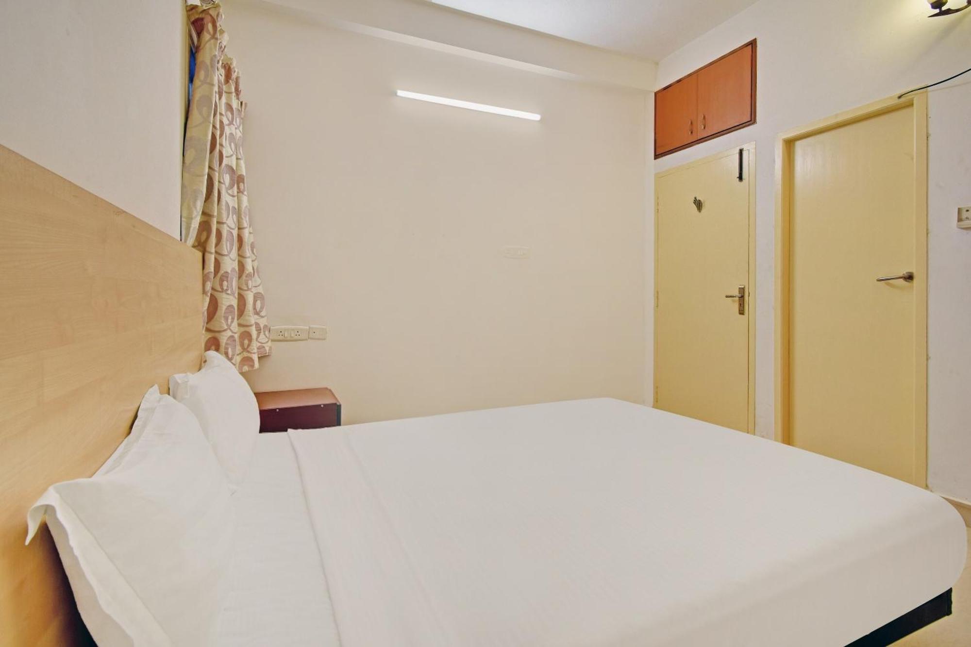 Hotel O Dakshin Villa Ecr チェンナイ エクステリア 写真