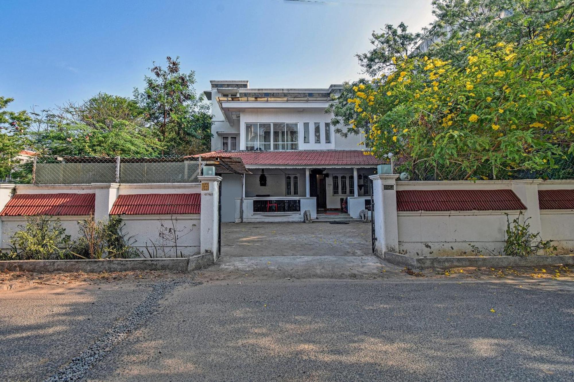 Hotel O Dakshin Villa Ecr チェンナイ エクステリア 写真